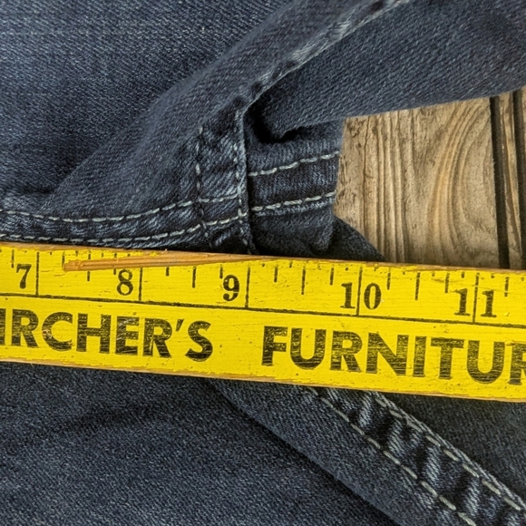 Silver Jeans Size 31 Suki Super Stretch Capris In Dark Wash Excellent Condition - Picture 9 of 10